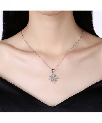 Christmas Necklace Zirconia Snowflakes Silver in Women's Chain Necklaces