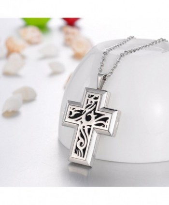 VALYRIA Essential Diffuser Necklace Aromatherapy in Women's Pendants